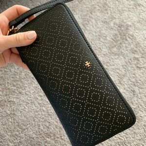 Tory Burch Wallet